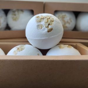 Vanilla Oat Bath Bombs